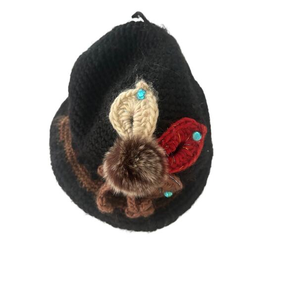 Handmade Boho Knit Beanie Feather Faux Fur Embellished Artisan Festival Winter - Picture 2 of 6